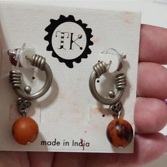 Treska Silver Tone beaded dangle chandelier earrings new - Picture 2 of 4